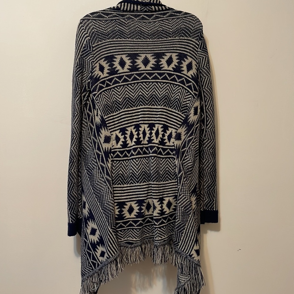 Aztec Cardigan - Picture 4 of 5